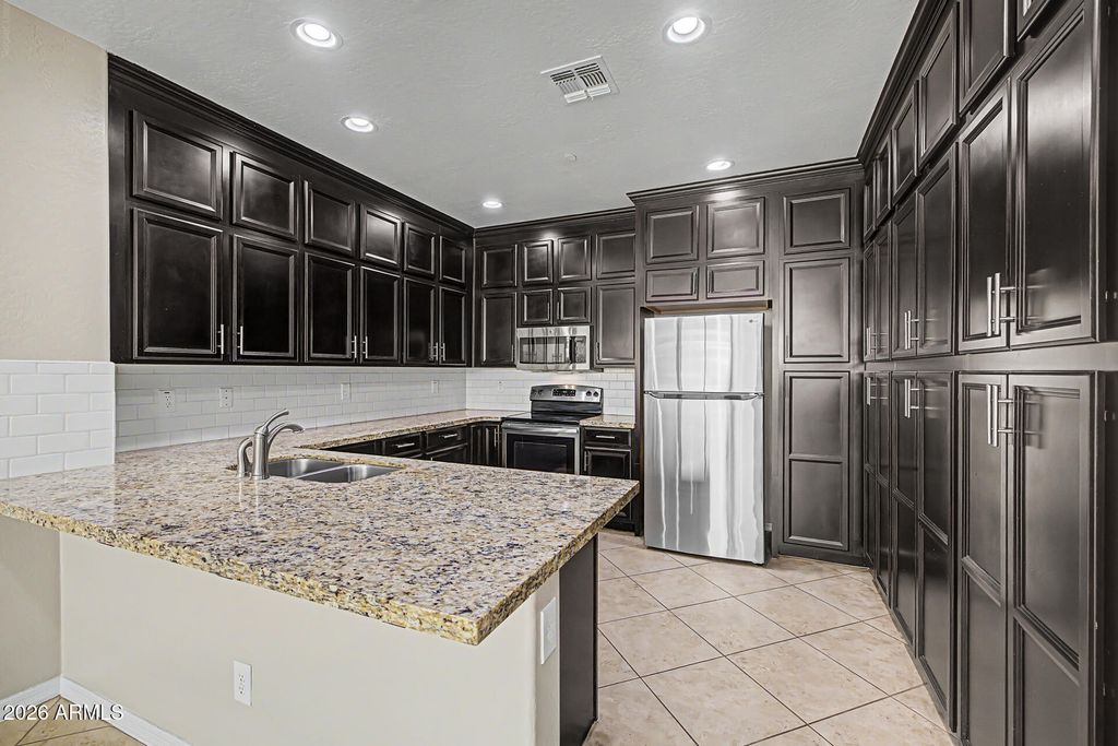 29091 N 124TH Drive, Peoria, AZ 85383 — photo 2