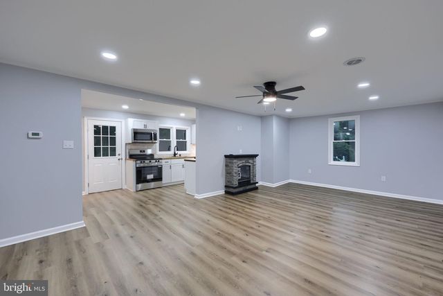 1384 ROUNDTOP RD, Middletown, PA 17057
