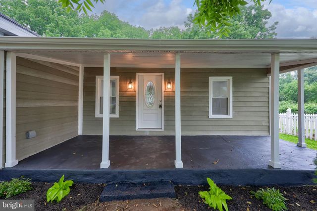 1384 ROUNDTOP RD, Middletown, PA 17057