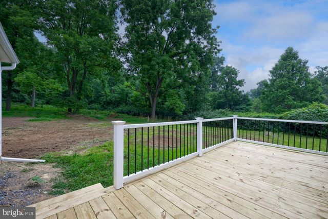 1384 ROUNDTOP RD, Middletown, PA 17057