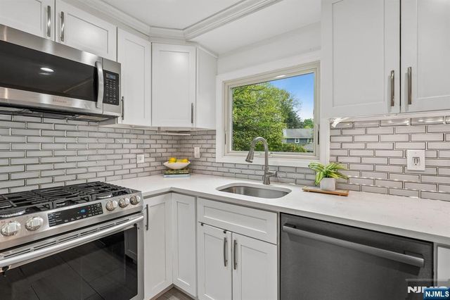 93 Prospect Street, Verona, NJ 07044