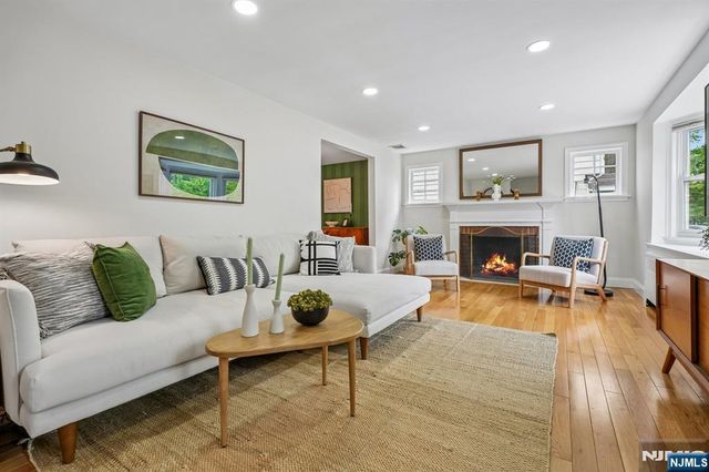 93 Prospect Street, Verona, NJ 07044