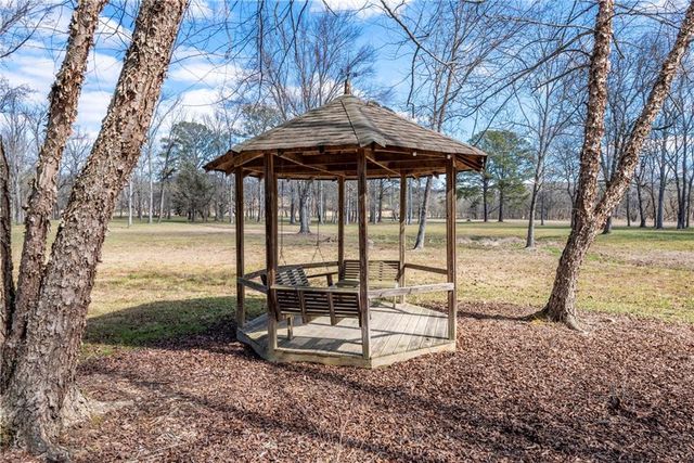 6414 Highway 136 W, Talking Rock, GA 30175