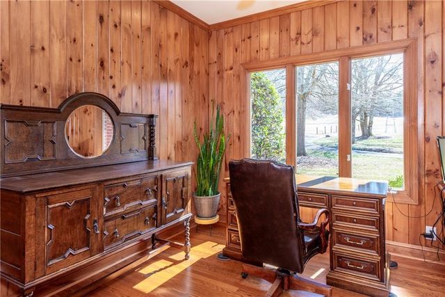 6414 Highway 136 W, Talking Rock, GA 30175