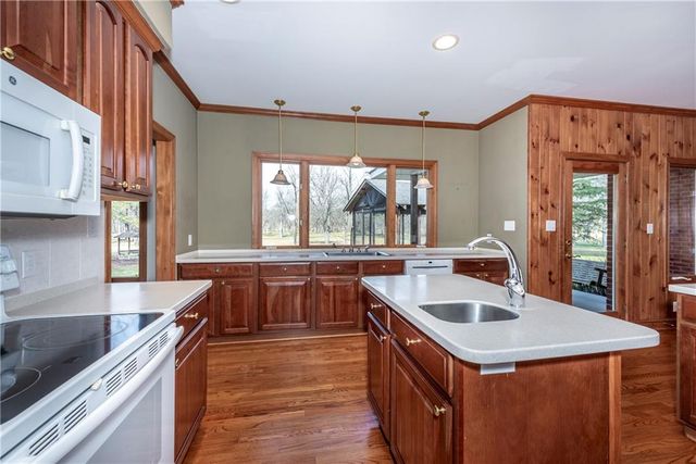 6414 Highway 136 W, Talking Rock, GA 30175