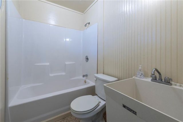 6414 Highway 136 W, Talking Rock, GA 30175