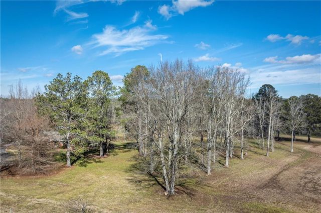 6414 Highway 136 W, Talking Rock, GA 30175