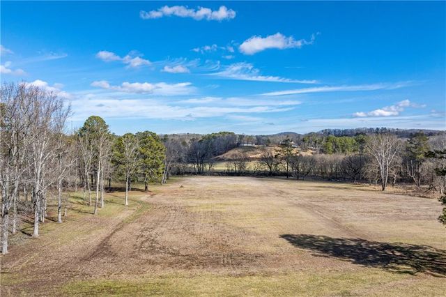 6414 Highway 136 W, Talking Rock, GA 30175