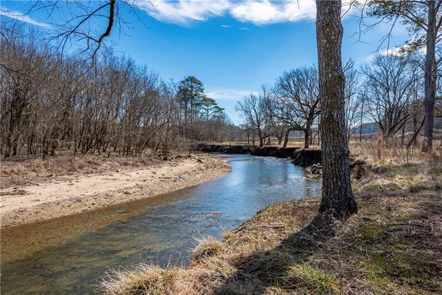 6414 Highway 136 W, Talking Rock, GA 30175