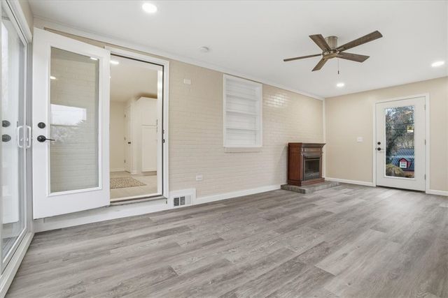 540 Springdale Dr, Penn Hills, PA 15235