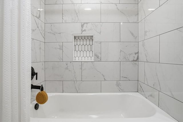 540 Springdale Dr, Penn Hills, PA 15235