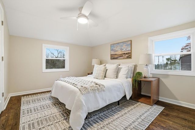 540 Springdale Dr, Penn Hills, PA 15235