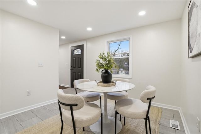 540 Springdale Dr, Penn Hills, PA 15235