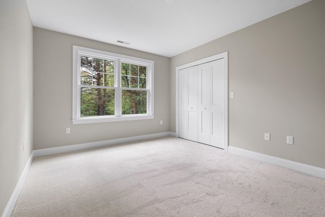 214 Pembroke Street, Pembroke, NH 03275