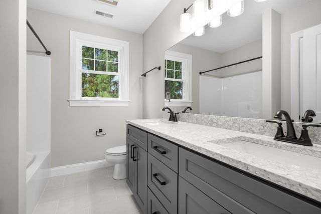 214 Pembroke Street, Pembroke, NH 03275