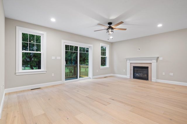 214 Pembroke Street, Pembroke, NH 03275