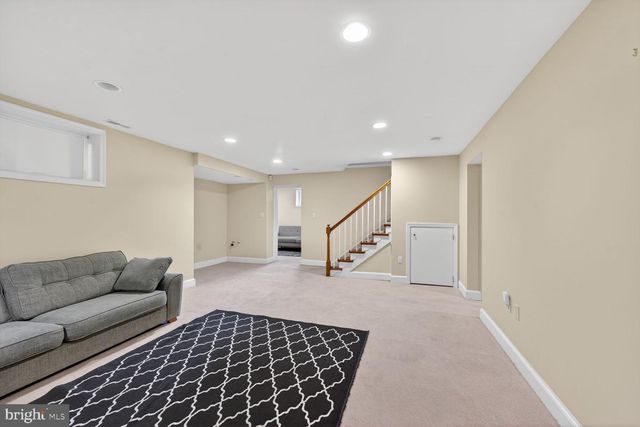 5105 34TH ST NW, Washington, DC 20008