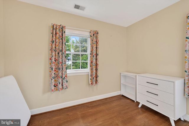 5105 34TH ST NW, Washington, DC 20008