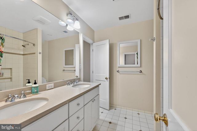 5105 34TH ST NW, Washington, DC 20008