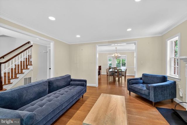 5105 34TH ST NW, Washington, DC 20008