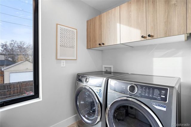 2327 W 33rd Avenue, Denver, CO 80211