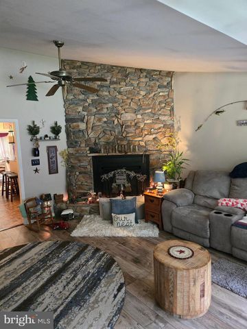 58 BRANCHY RD, Harpers Ferry, WV 25425