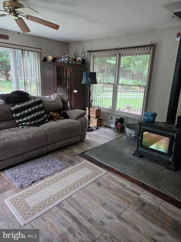 58 BRANCHY RD, Harpers Ferry, WV 25425