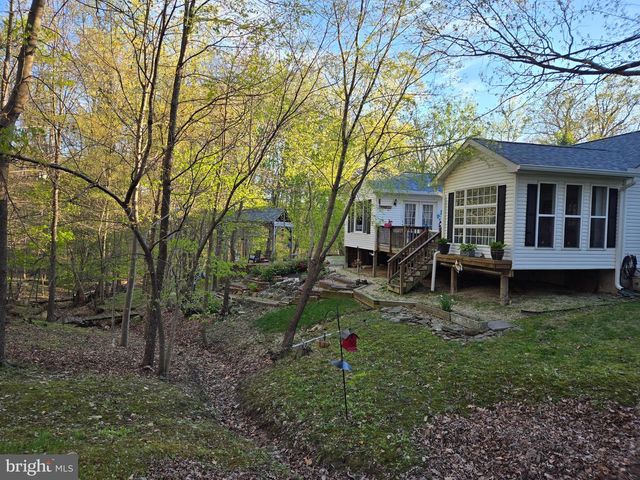 58 BRANCHY RD, Harpers Ferry, WV 25425
