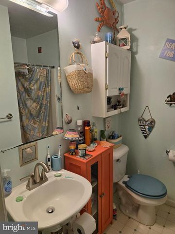58 BRANCHY RD, Harpers Ferry, WV 25425