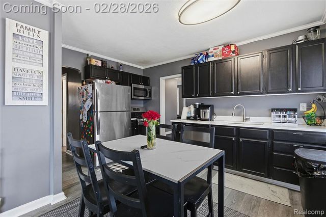 24927 Junior Street, Saint Clair Shores, MI 48080