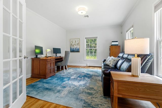 876 Central Ave, Needham, MA 02492