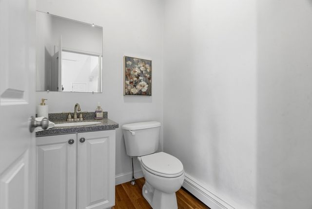876 Central Ave, Needham, MA 02492