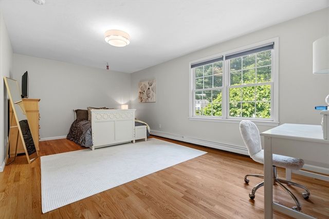 876 Central Ave, Needham, MA 02492