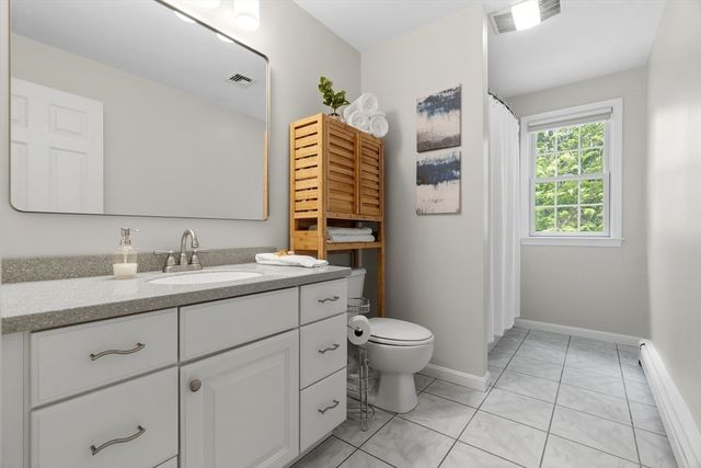 876 Central Ave, Needham, MA 02492