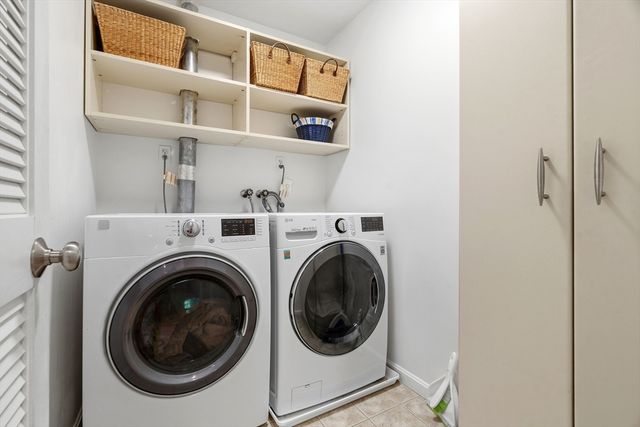 876 Central Ave, Needham, MA 02492