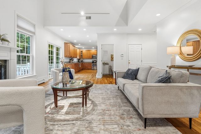 876 Central Ave, Needham, MA 02492