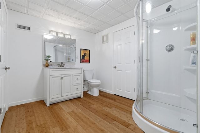 876 Central Ave, Needham, MA 02492