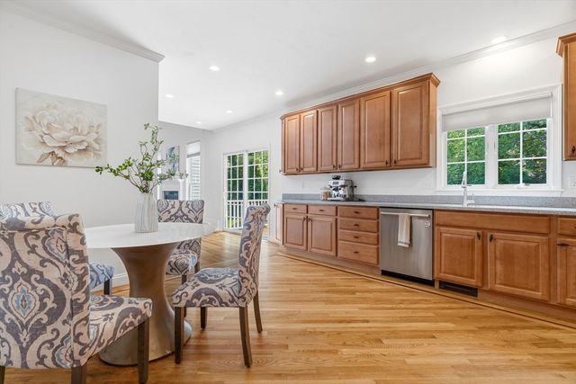 876 Central Ave, Needham, MA 02492