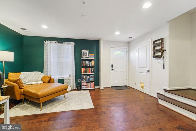 826 OLDHAM ST, Baltimore, MD 21224