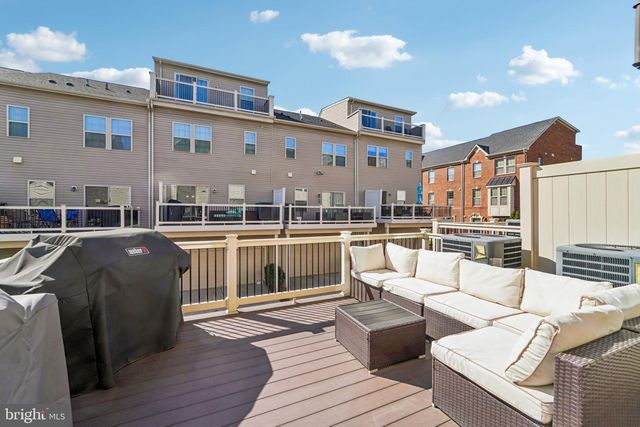 826 OLDHAM ST, Baltimore, MD 21224