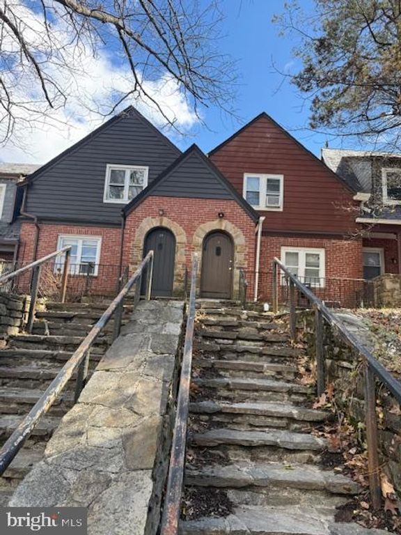 9 YORK RD, Baltimore, MD 21204