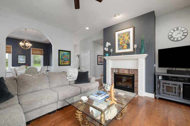 6251 S Woodside Circle, Ozark, MO 65721
