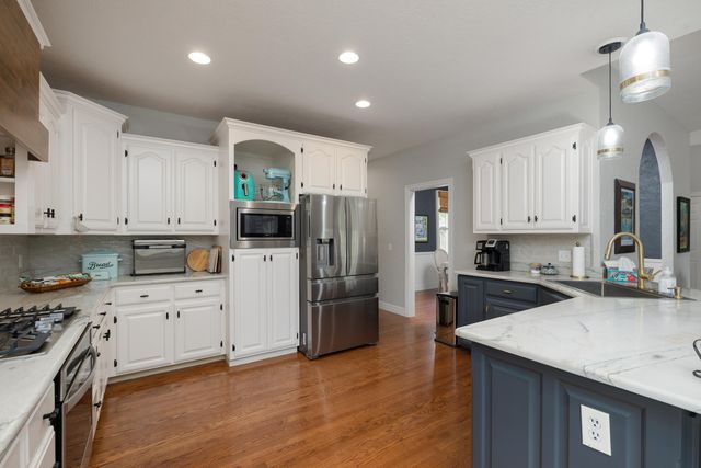 6251 S Woodside Circle, Ozark, MO 65721