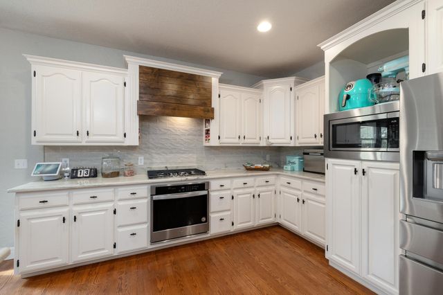 6251 S Woodside Circle, Ozark, MO 65721