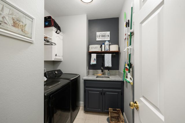 6251 S Woodside Circle, Ozark, MO 65721