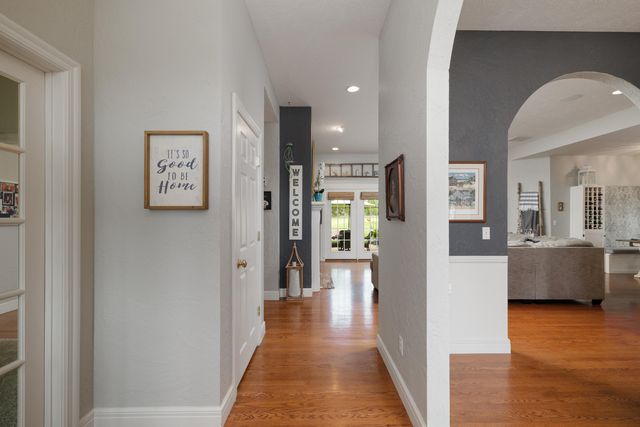 6251 S Woodside Circle, Ozark, MO 65721