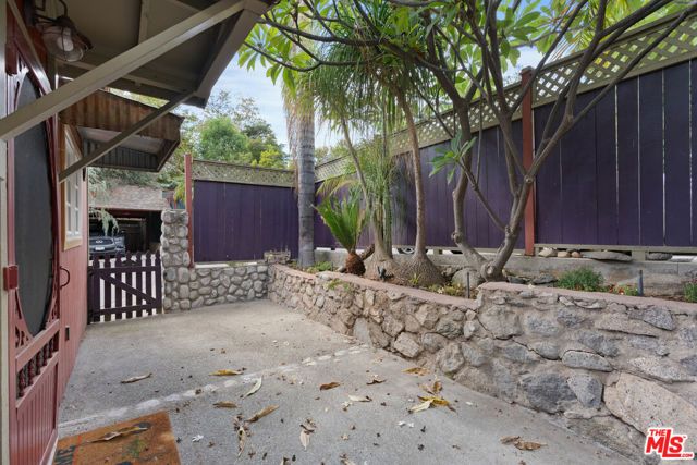 483 Sturtevant Drive, Sierra Madre, CA 91024