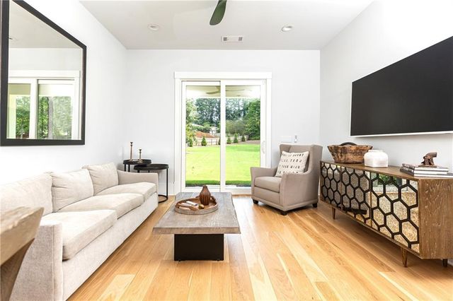 4415 Blackland Drive NE, Marietta, GA 30067