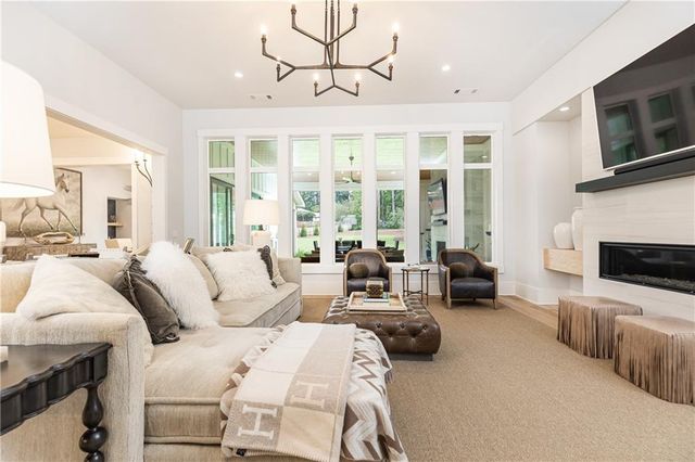 4415 Blackland Drive NE, Marietta, GA 30067