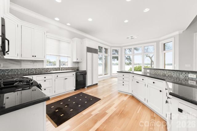 18212 Pompano Place, Cornelius, NC 28031